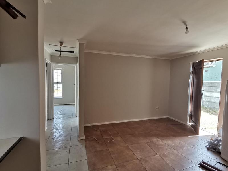To Let 2 Bedroom Property for Rent in Electric City Western Cape